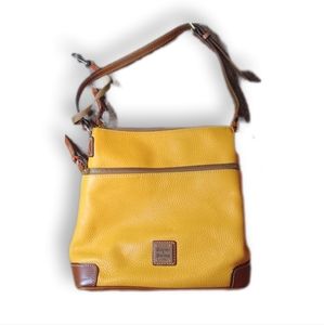 Dooney and Bourke Bag Like New
